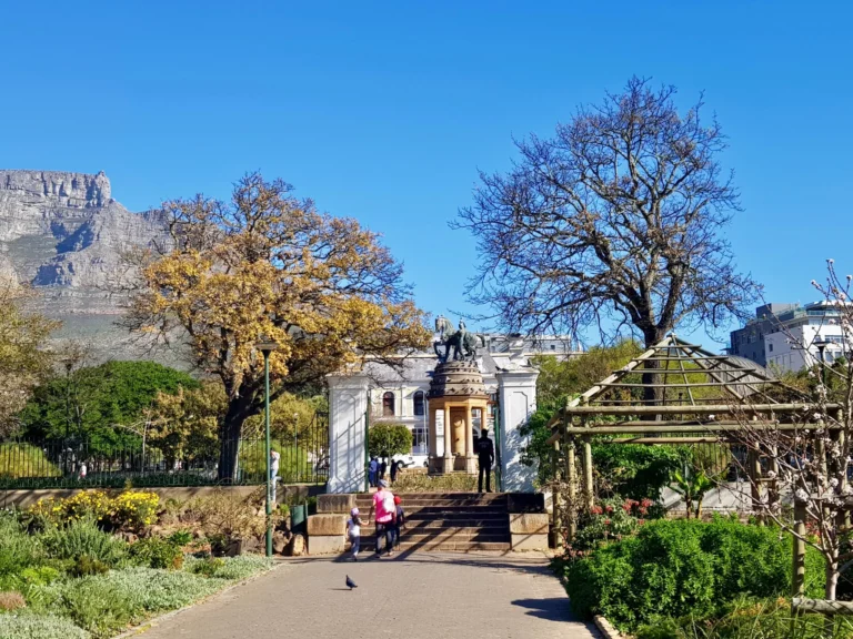 7 heritage picnic spots with spectacular spring views